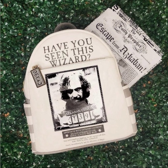 Exclusive Lougefly Harry Potter Sirius Black Wanted Poster Mini Backpack - Picture 14 of 14